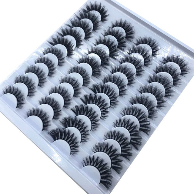 Natural false eyelashes