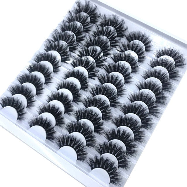 Natural false eyelashes