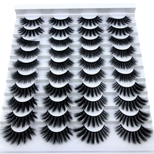 Natural false eyelashes